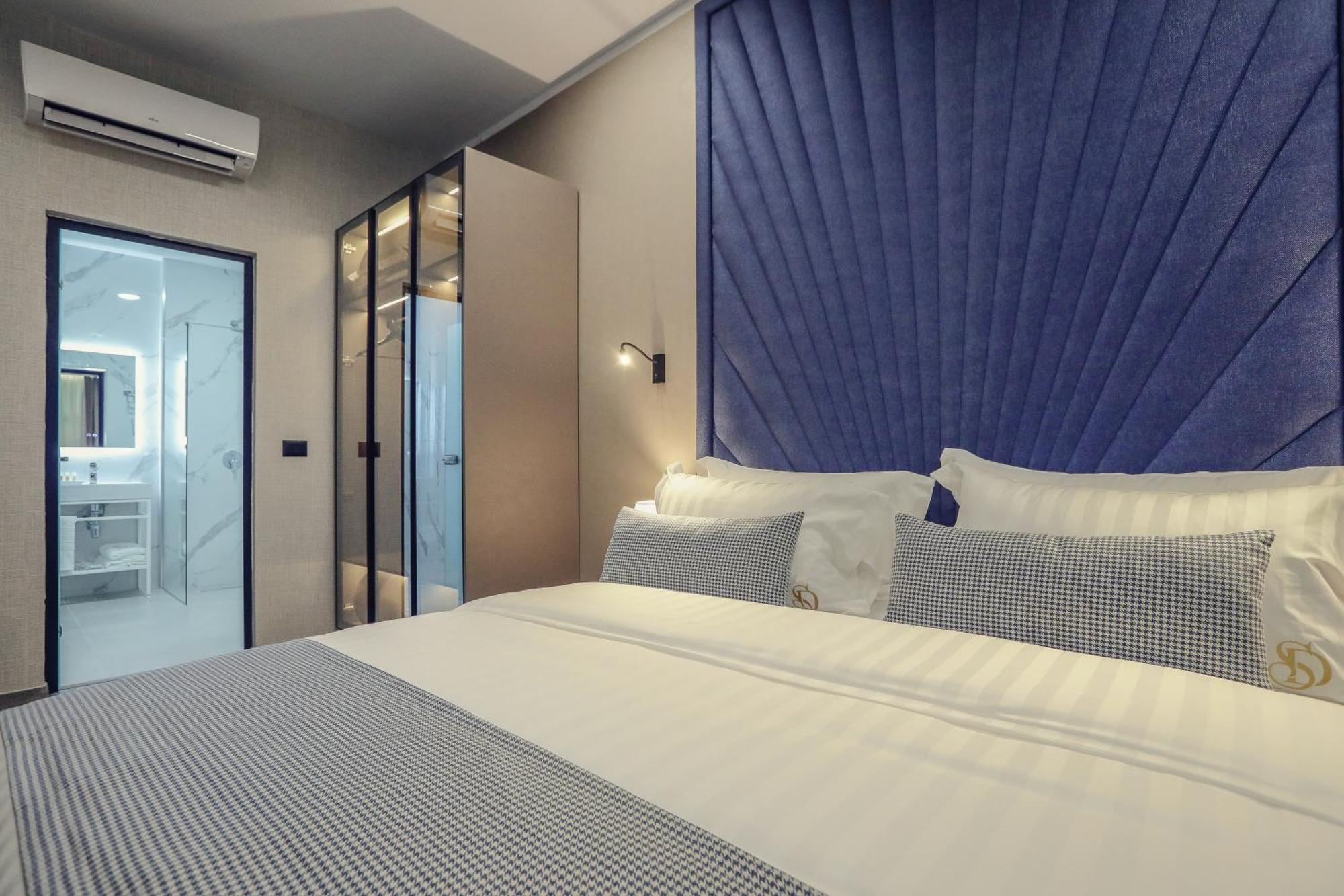 Hotel Dirista Shkodër Esterno foto