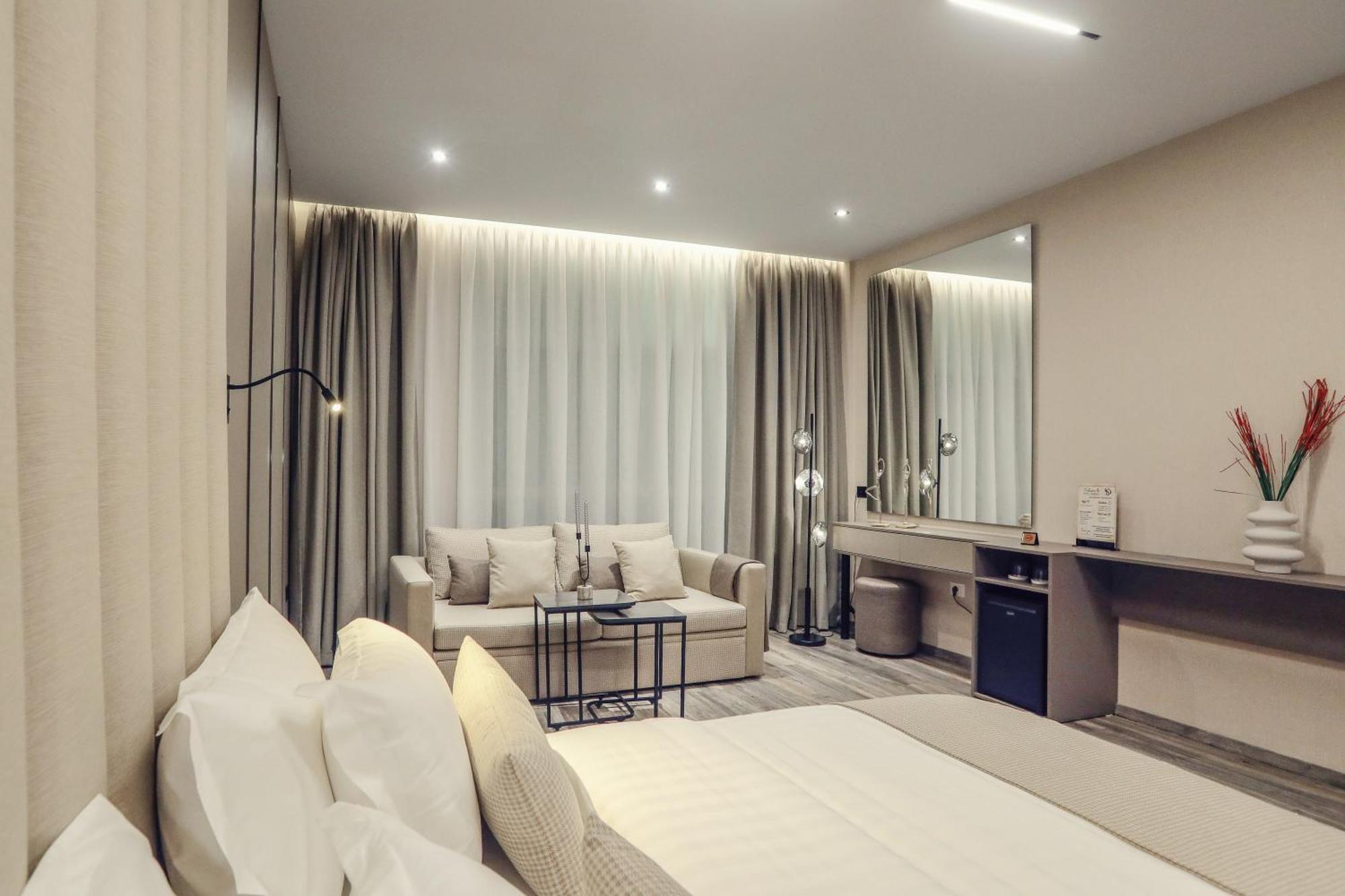 Hotel Dirista Shkodër Esterno foto
