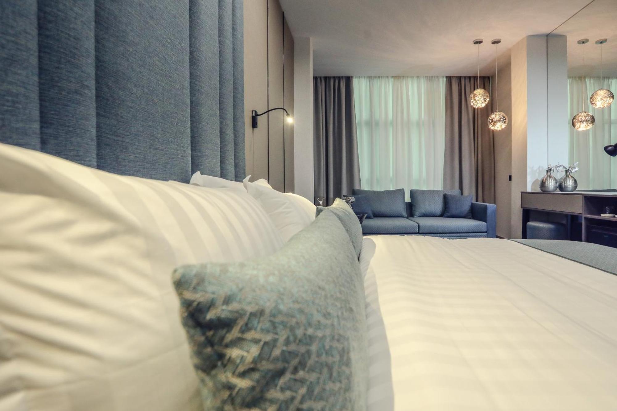 Hotel Dirista Shkodër Esterno foto