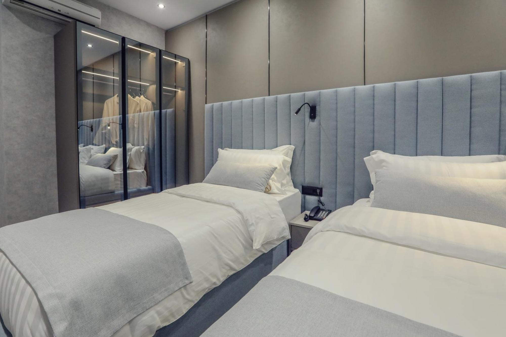 Hotel Dirista Shkodër Esterno foto