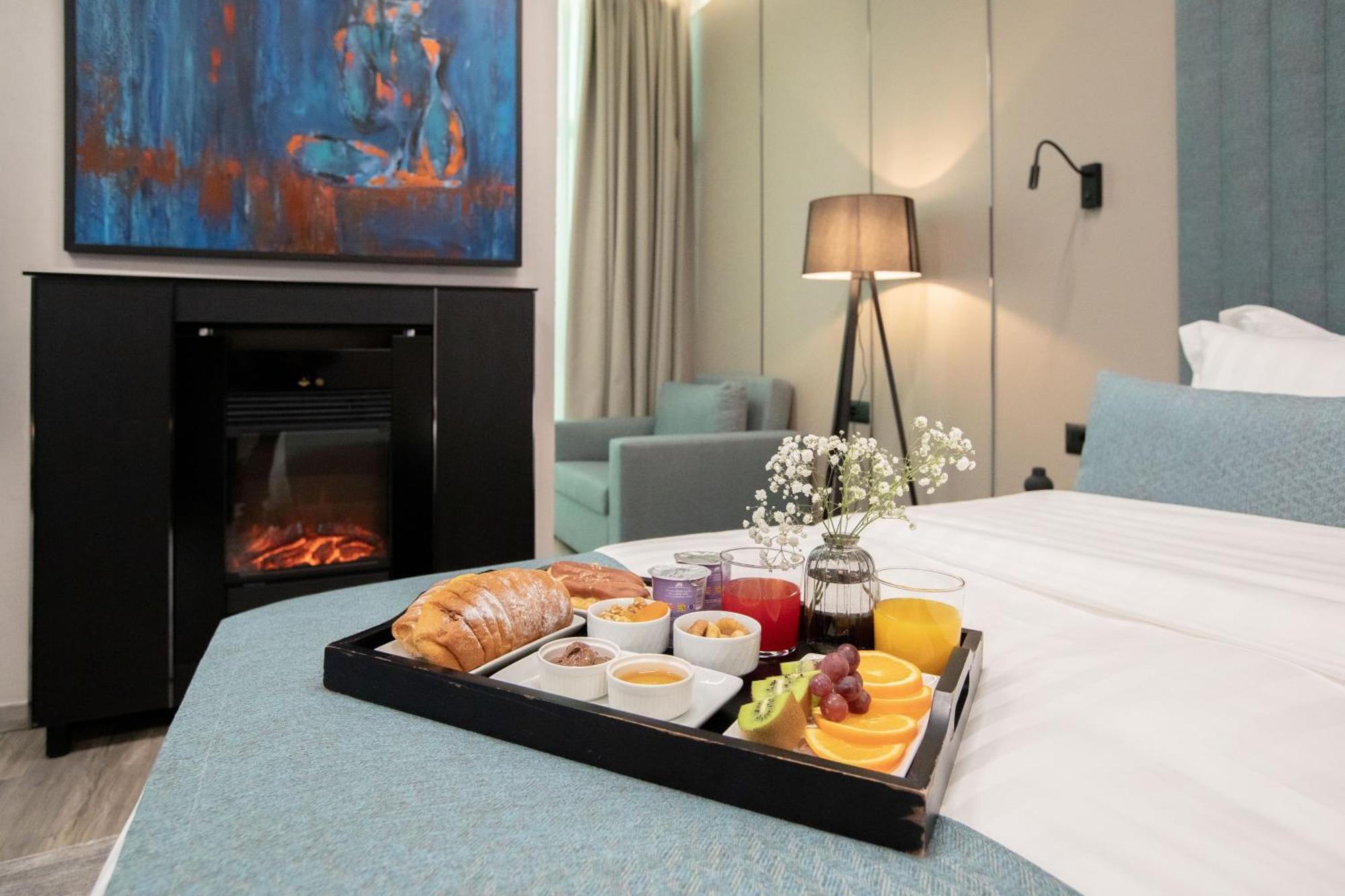 Hotel Dirista Shkodër Esterno foto